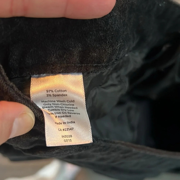 Talbots Signature Button Fly Floral Embossed Black Velvet Feel Chinos Size 16P - Picture 5 of 10